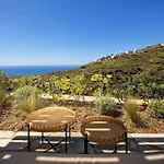 Erato In Triantaros Tinos *