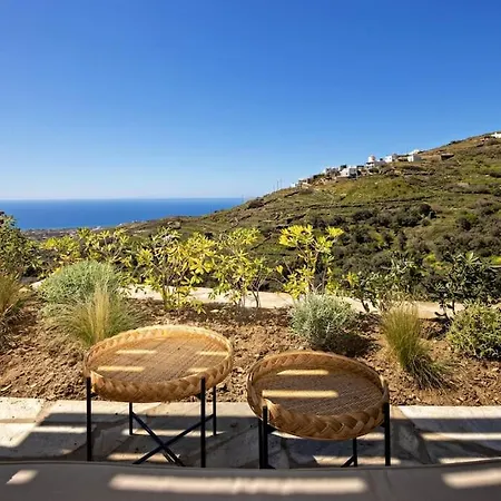 Erato In Triantaros Tinos *