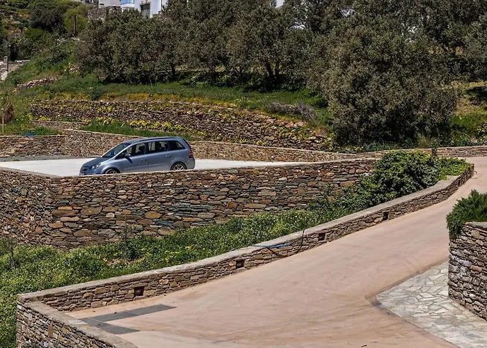 Erato In Triantaros Tinos Villa