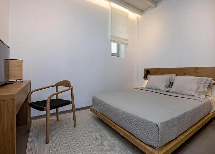 Erato In Triantaros Tinos