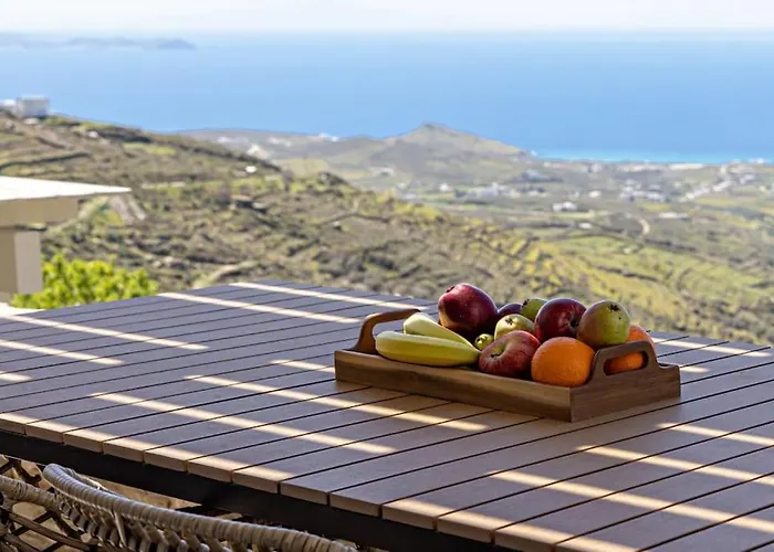 Erato In Triantaros Tinos Villa Triandáros