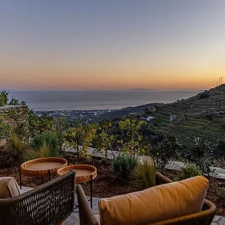 Erato In Triantaros Tinos Villa *
