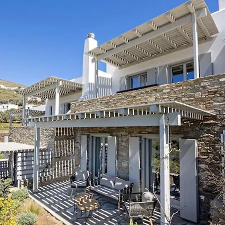 Erato In Triantaros Tinos Villa