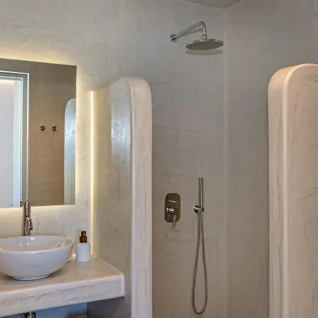 Villa Erato In Triantaros Tinos *