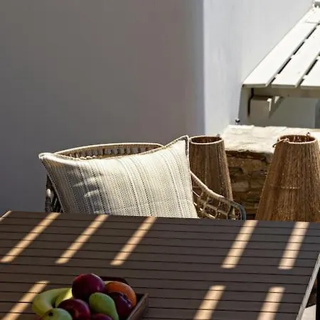 Villa Erato In Triantaros Tinos *