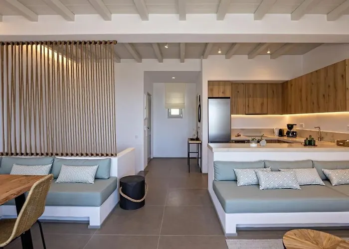 Erato In Triantaros Tinos Vila *