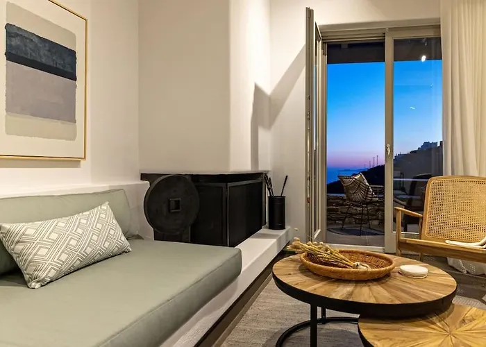 Erato In Triantaros Tinos